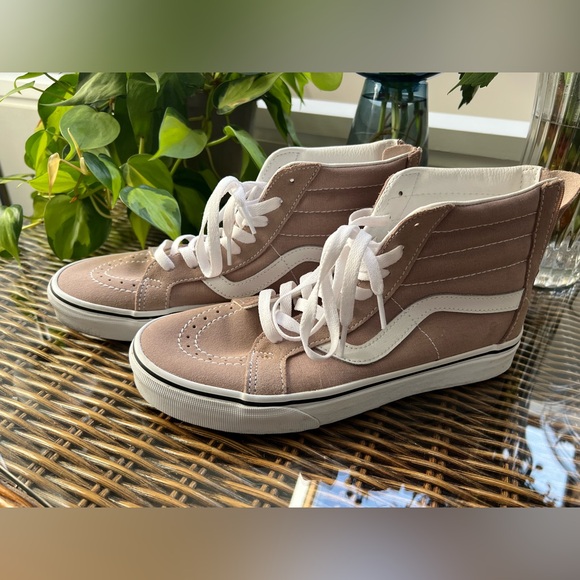 High Top Vans - Picture 2 of 7